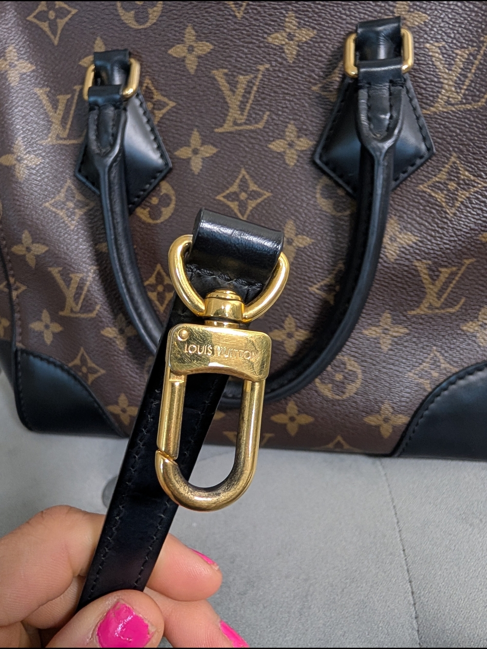 Louis Vuitton Monogram Phenix - Picture 9 of 16